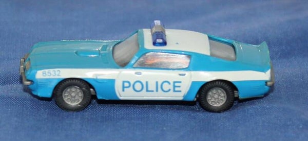 Praline H0 Pontiac Fireburd Transam, police.