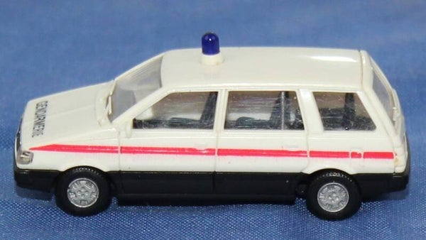Rietze H0 Mitsubishi  Space Wagon, gendarmerie.