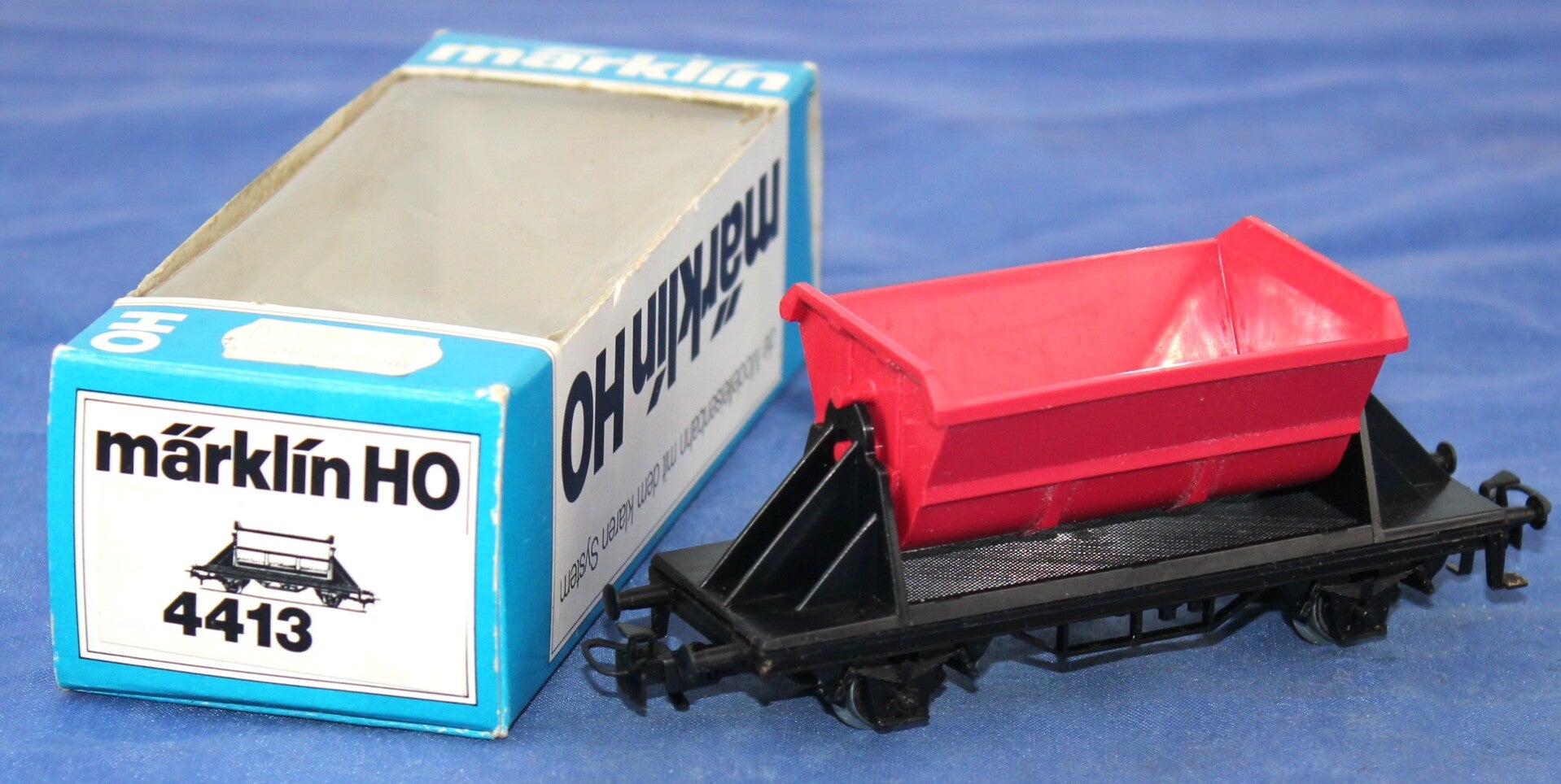 Märklin H0 4413 kiepwagen.