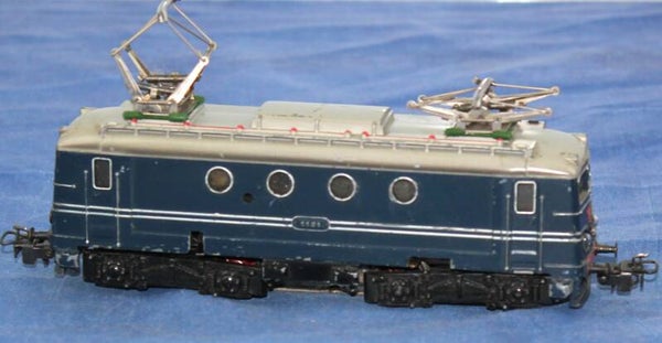 Märklin H0 - 3013-3 (SEH 800) – Elektrische locomotief NS serie 1100.