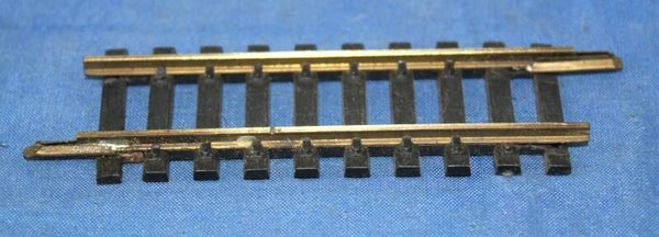 Jouef H0 475/3 Rechte rail 72 mm messing.