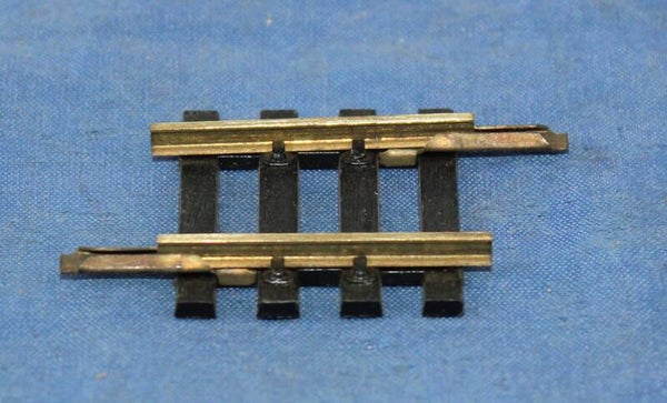 Jouef H0 475/8 Rechte rail (passtukje) 30 mm messing.