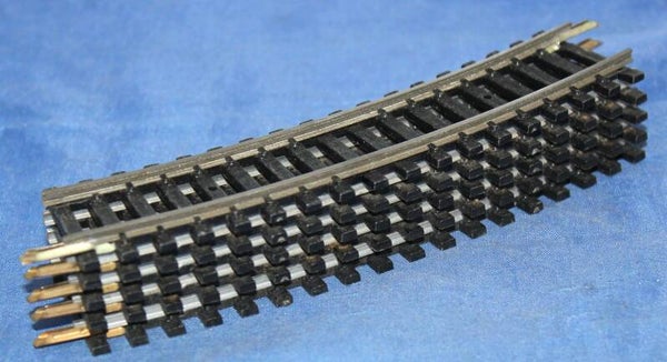 Jouef H0 470/2 Vijf gebogen rails (passtukken) R=325.