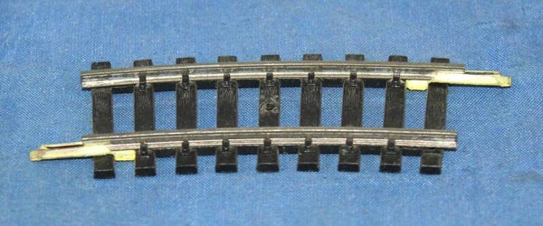 Jouef H0 4704 Gebogen rail (passtuk) R=325.