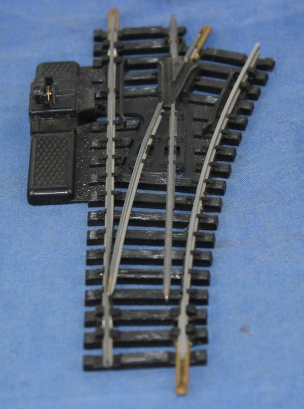 Jouef H0 4044 wissel rechts uitgaand, handschakelaar.