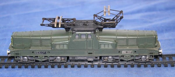 Jouef H0 8334 Elektrische locomotief SNCF BB 13000 ’French Crocodile’.