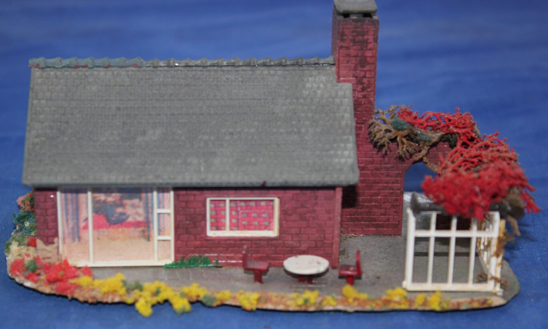 Faller H0 B-200 zomerhuis.