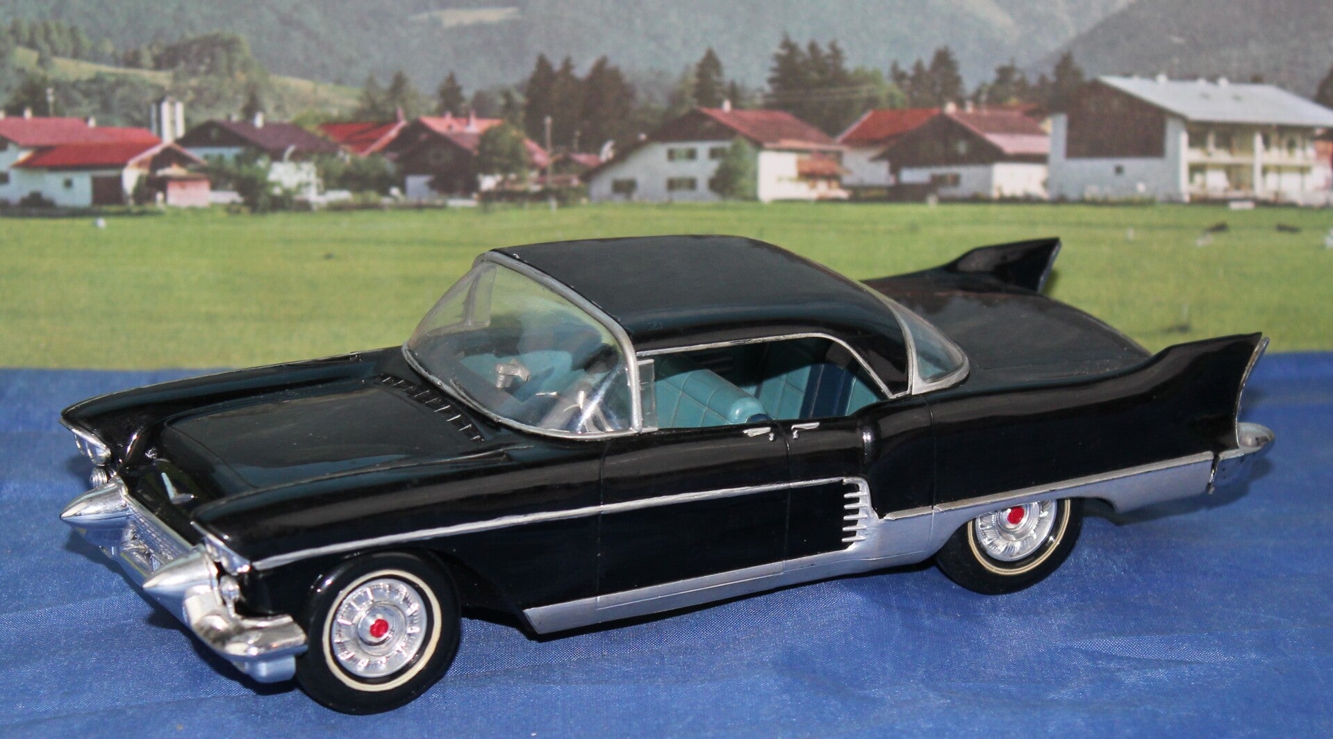 Revell model van de 1957 Cadillac Eldorado Brougham