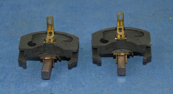 Carrera Modelltechnik 91039 twee setjes koolborstel houders.