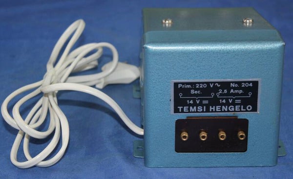 Temsi No 204 permanente DC transformator 2,5A (lichttrafo)