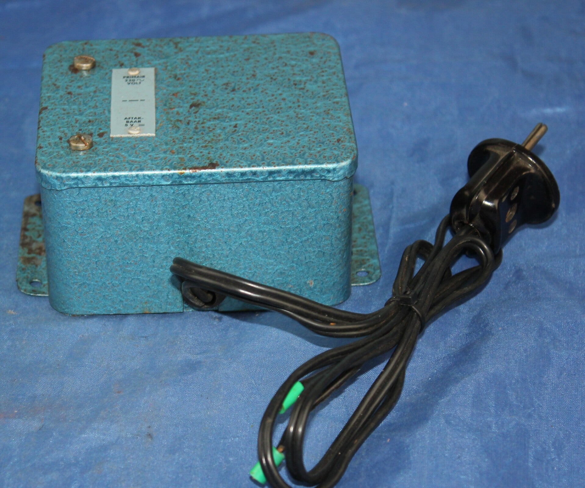 Temsi permanente DC transformator 5V.