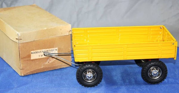 Berkenkamp en Schleuter 669 aanhangwagen.