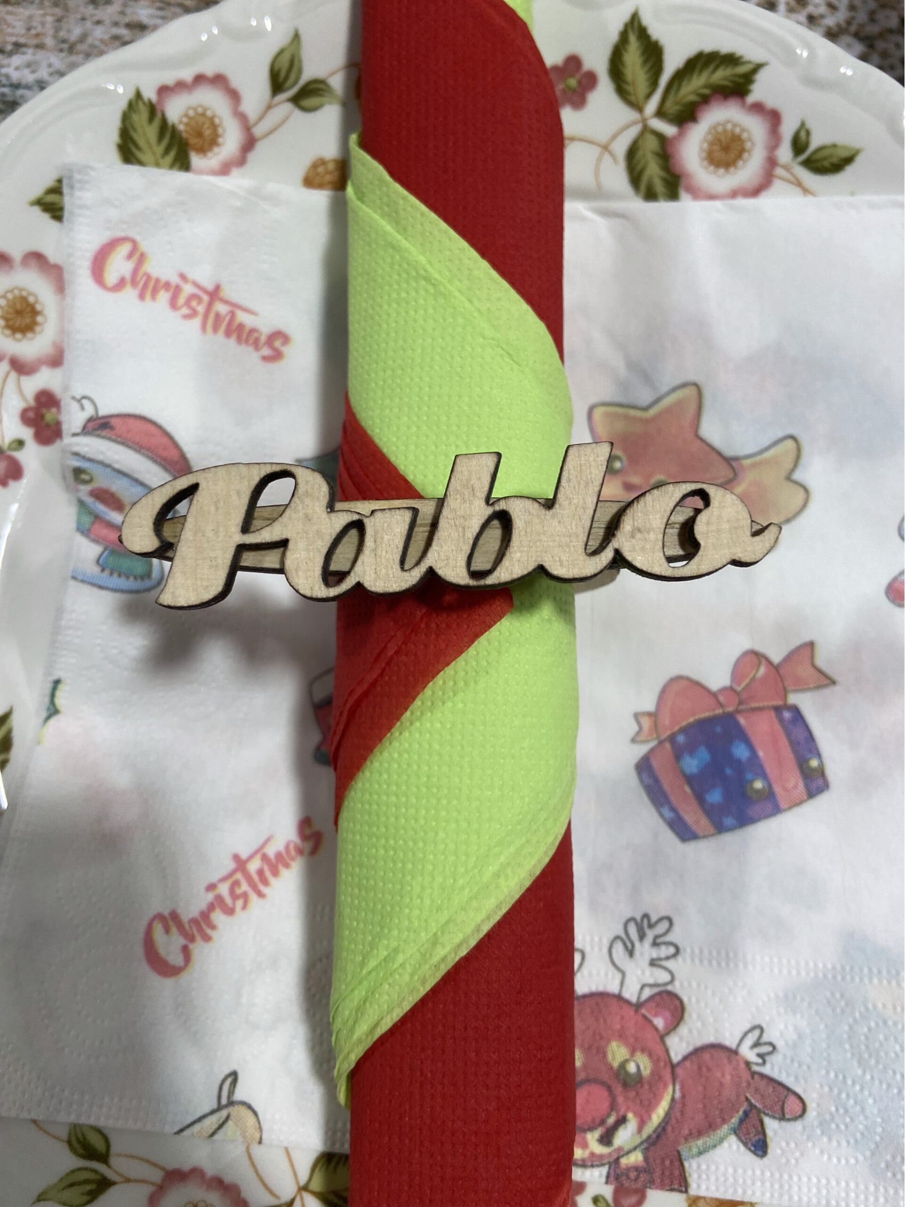 Anillo de madera personalizado para servilletas