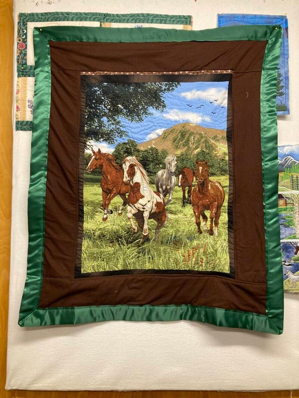 5 Wild horses  Wall hanging
