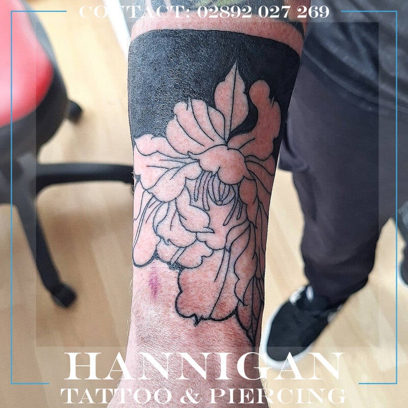 blackout + flower design
