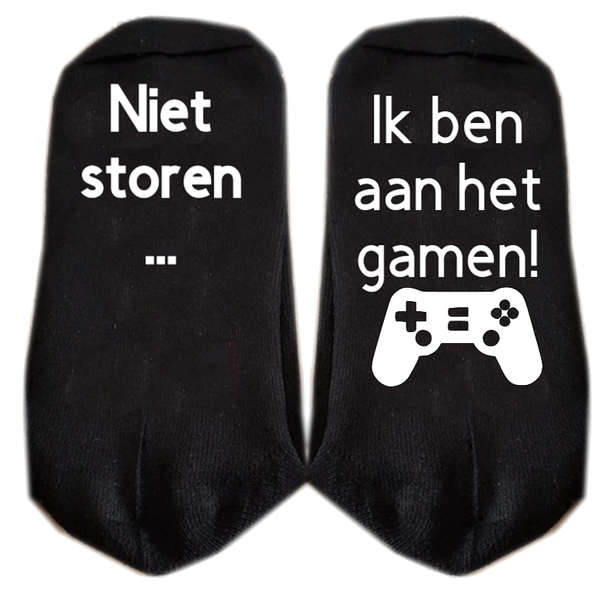niet storen ik ben aan het gamen sokken