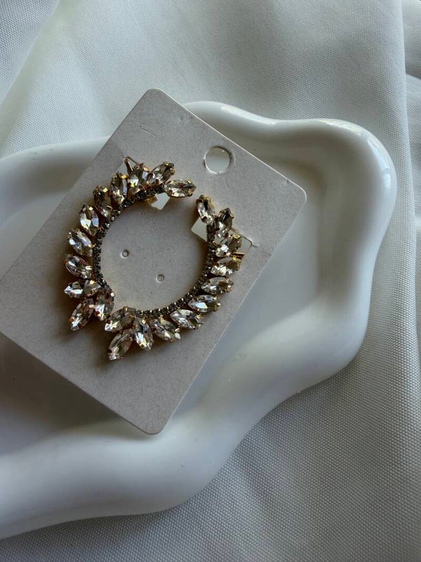 Ear cuff