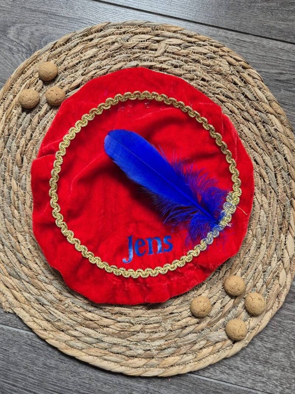 Pietenmuts met naam Rood