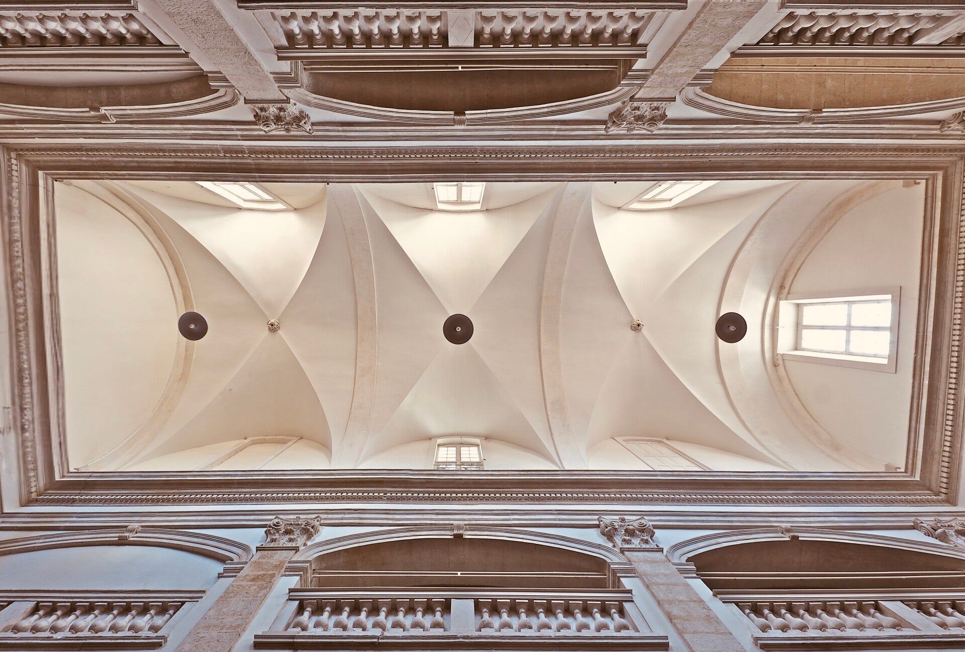 voûte du Petit Temple de Nîmes