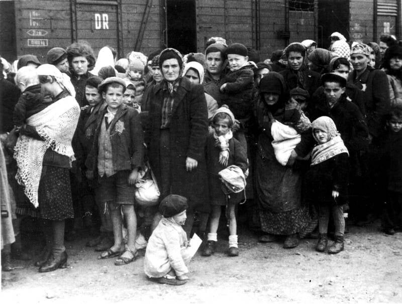 Juifs en partance pour Auschwitz, 