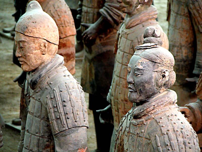 Détail de l'armée de terre cuite de Qin Shi Huang  : :le visage de chaque soldat a été travaillé de manière à être unique