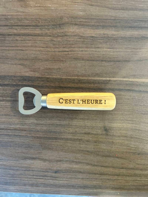 Ouvre bouteille (différents modèles disponibles)