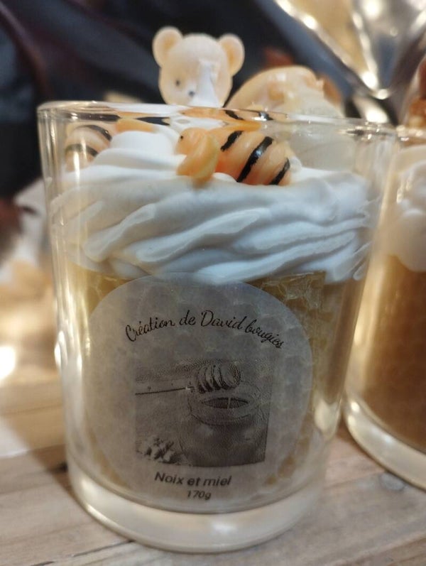 Bougie ourson et son pot de miel.