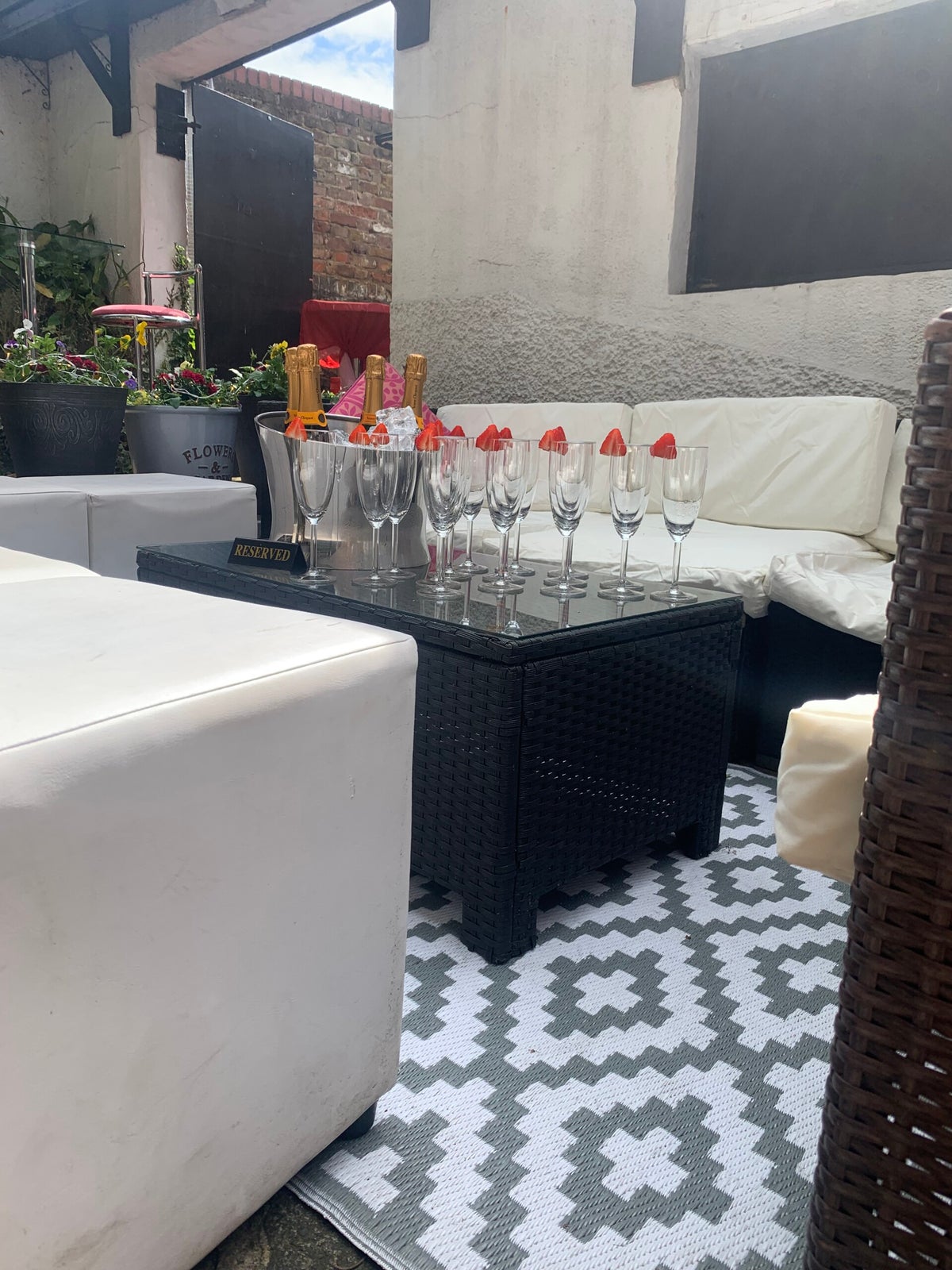 The Teriss Bar in Brentwood