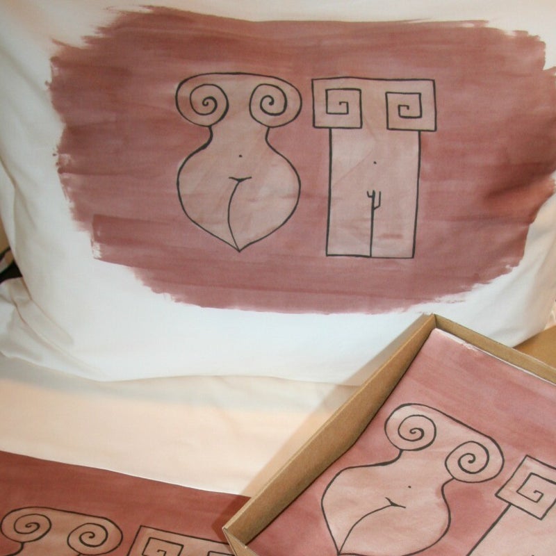 Hjónaver, þrykkt og málað. Verð 110.000 á hjónarúmið