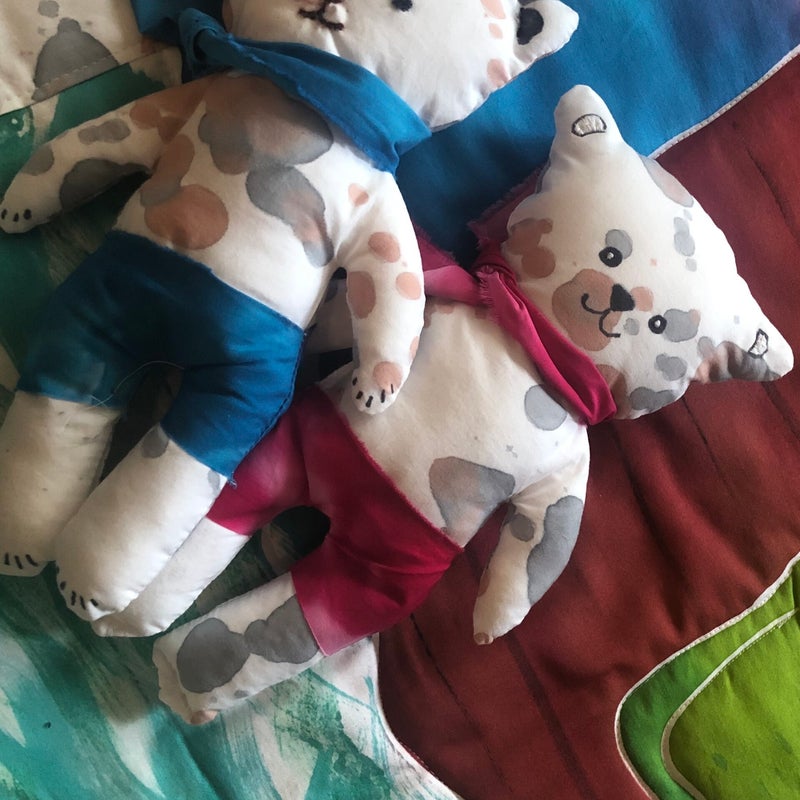 Blettabangsar búnir til úr afskurði af rúmteppi