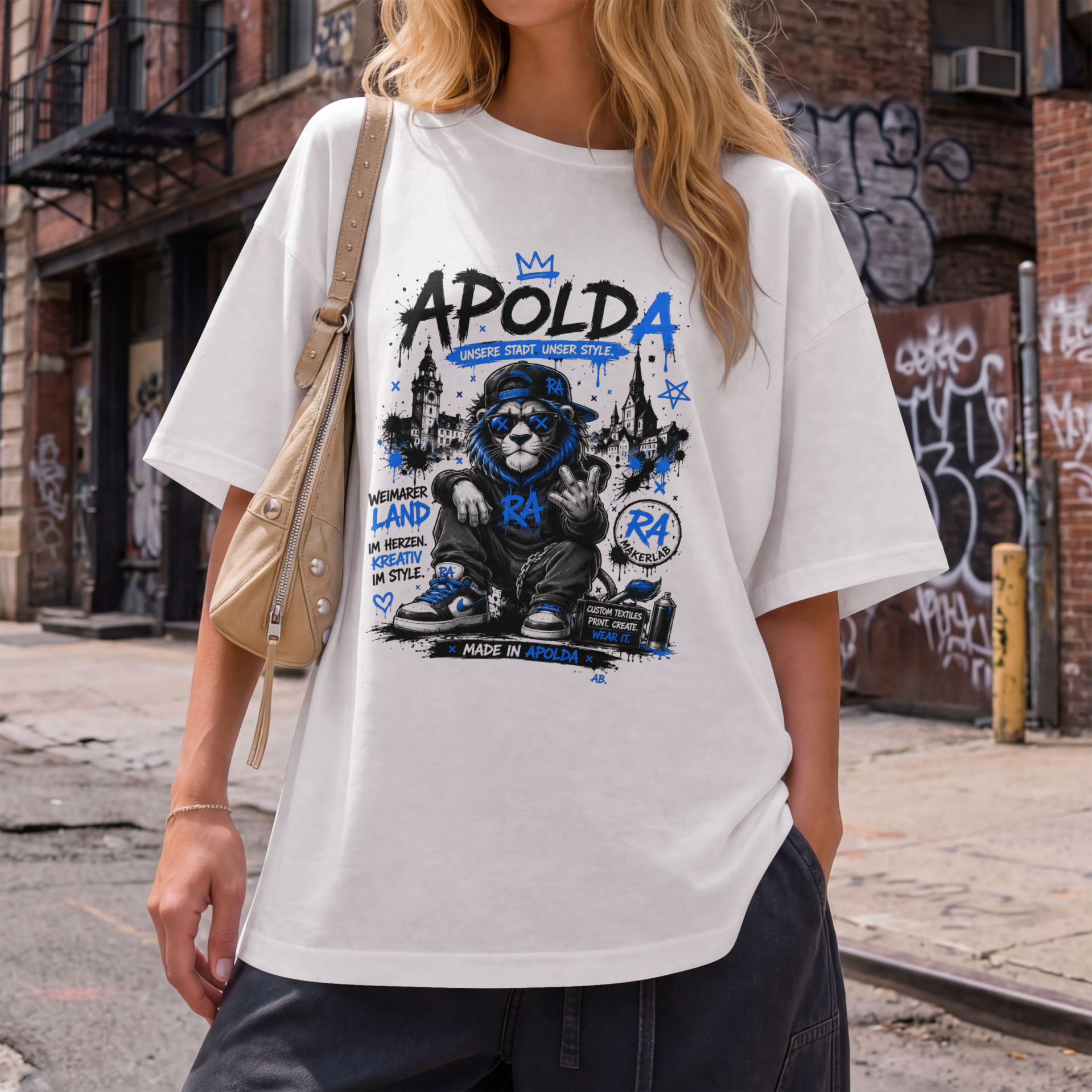 Unisex T-Shirt "Apolda Street Lion" – Streetwear by RA Makerlab