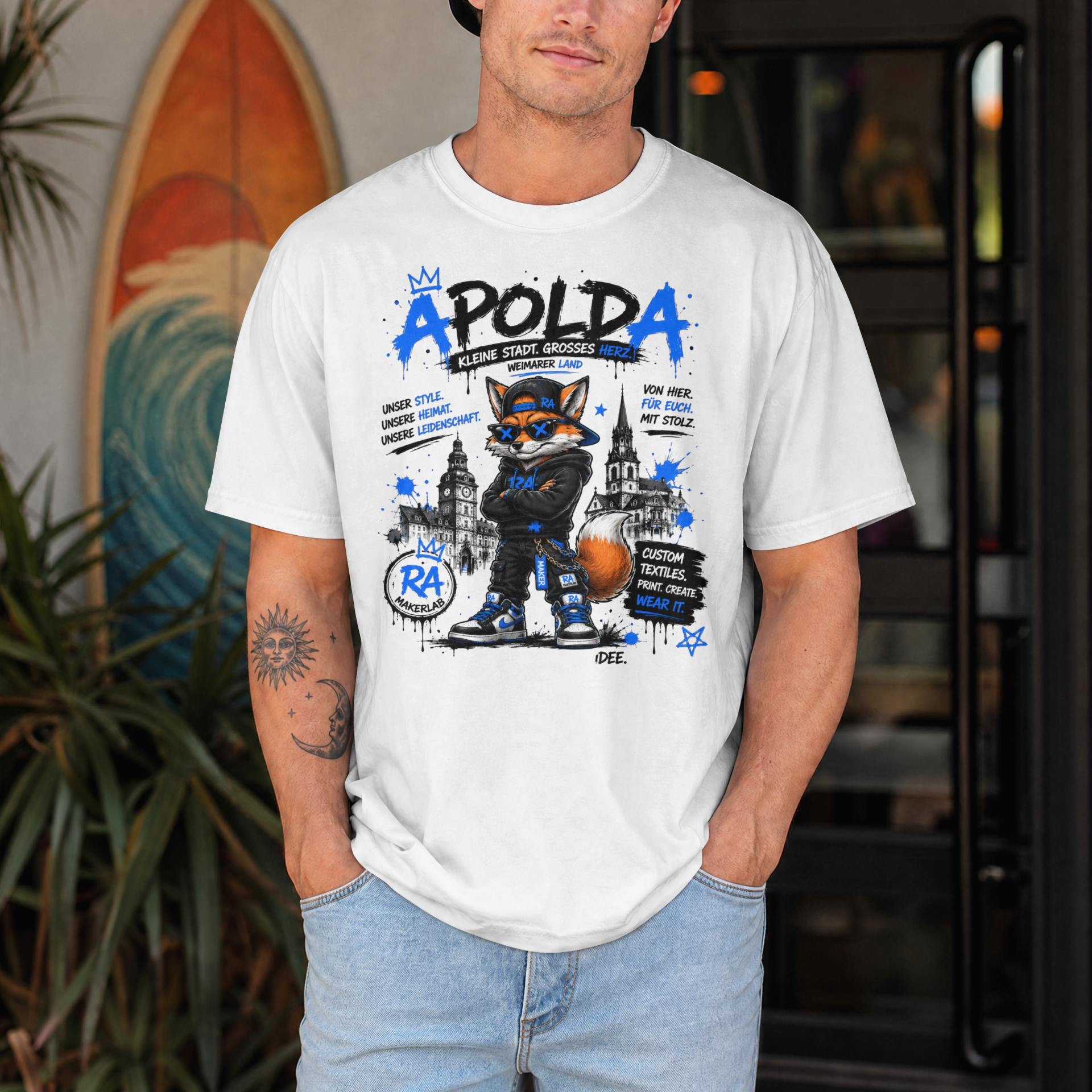 Unisex T-Shirt "Apolda City Fox" – Streetwear von RA Makerlab