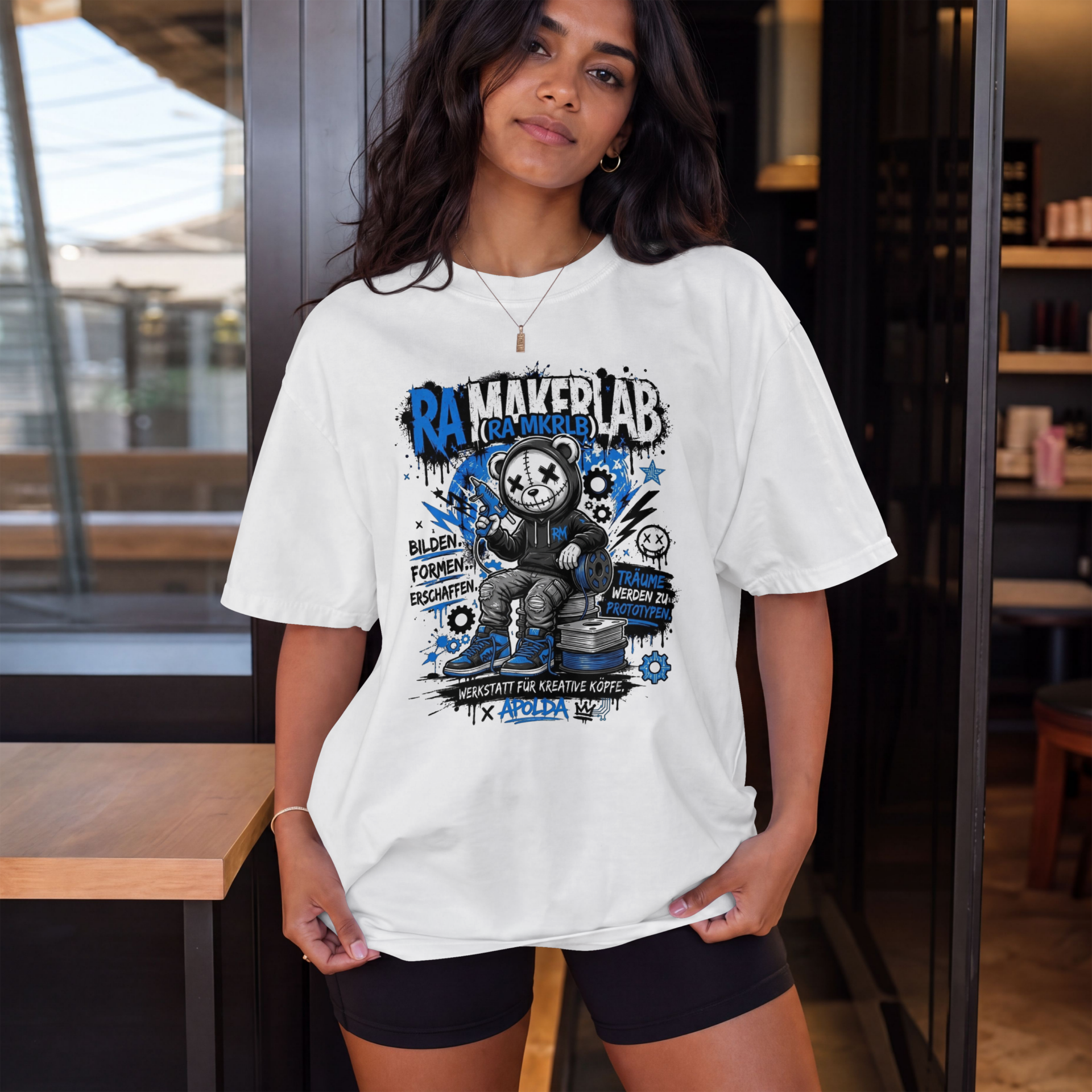 Unisex T-Shirt "Maker Bear" – Streetwear by RA Makerlab Apolda