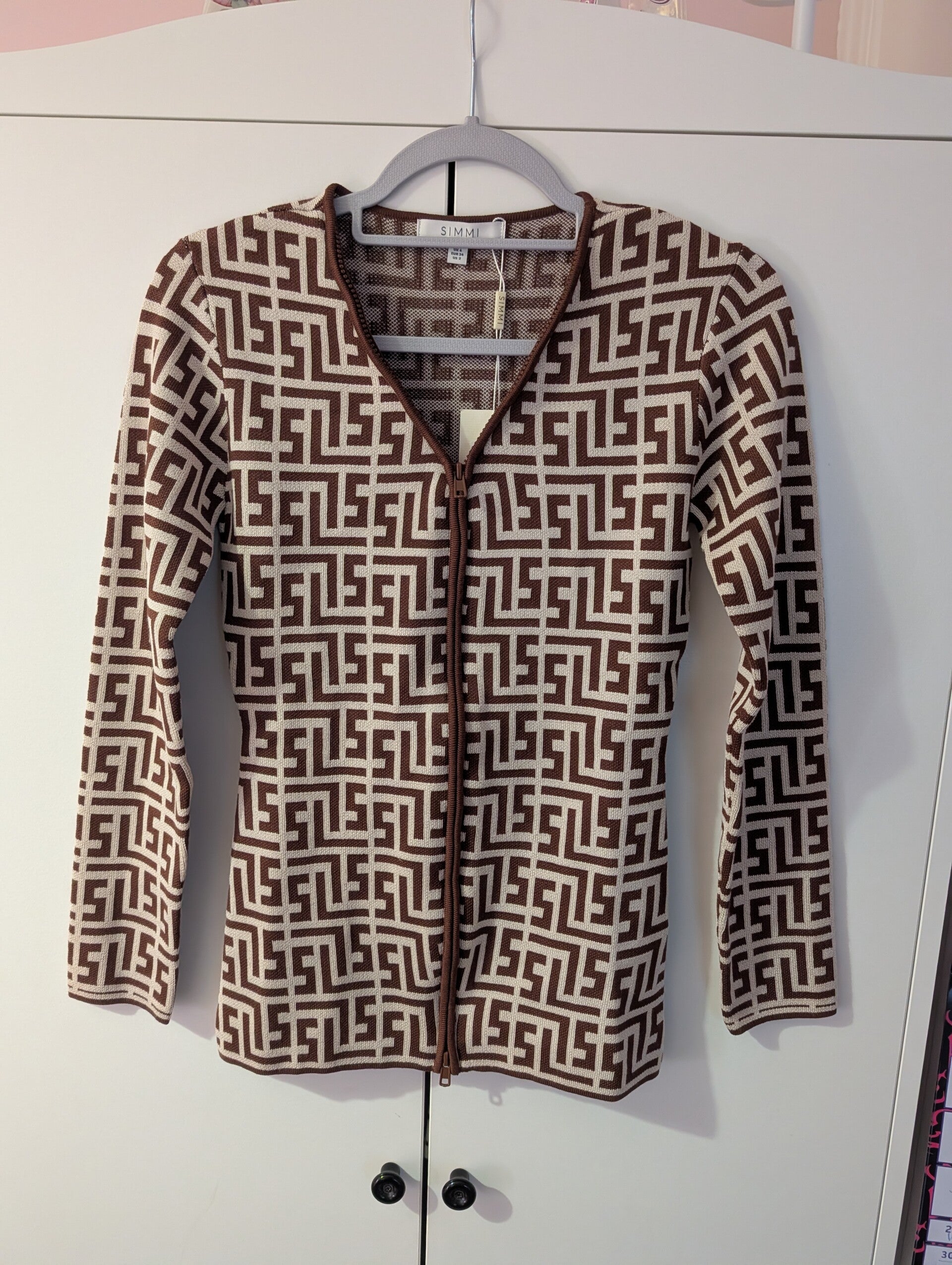 Simmi London Geo Print Zip Top