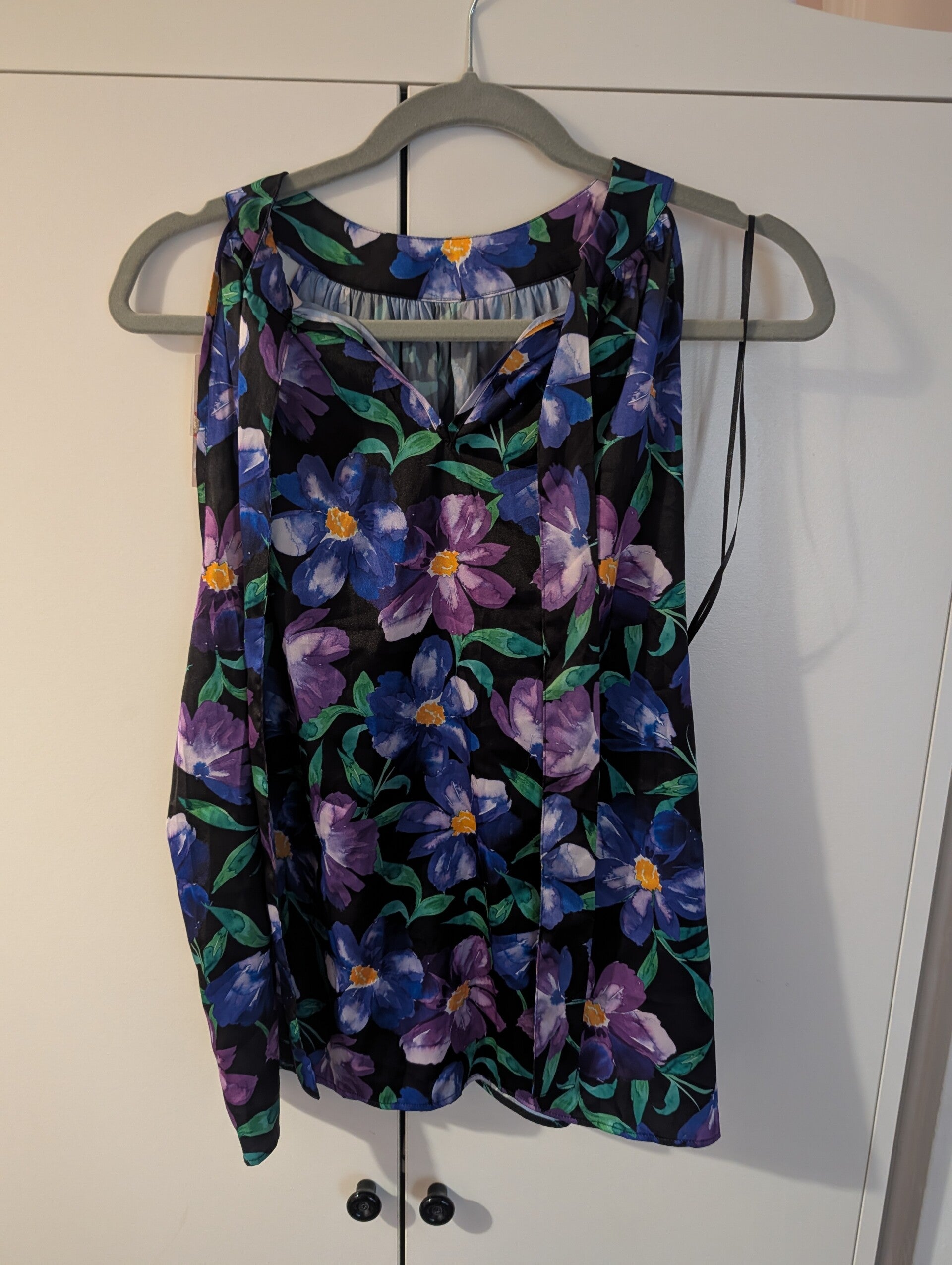 TU WOMAN FLORAL BLOUSE – SIZE 20