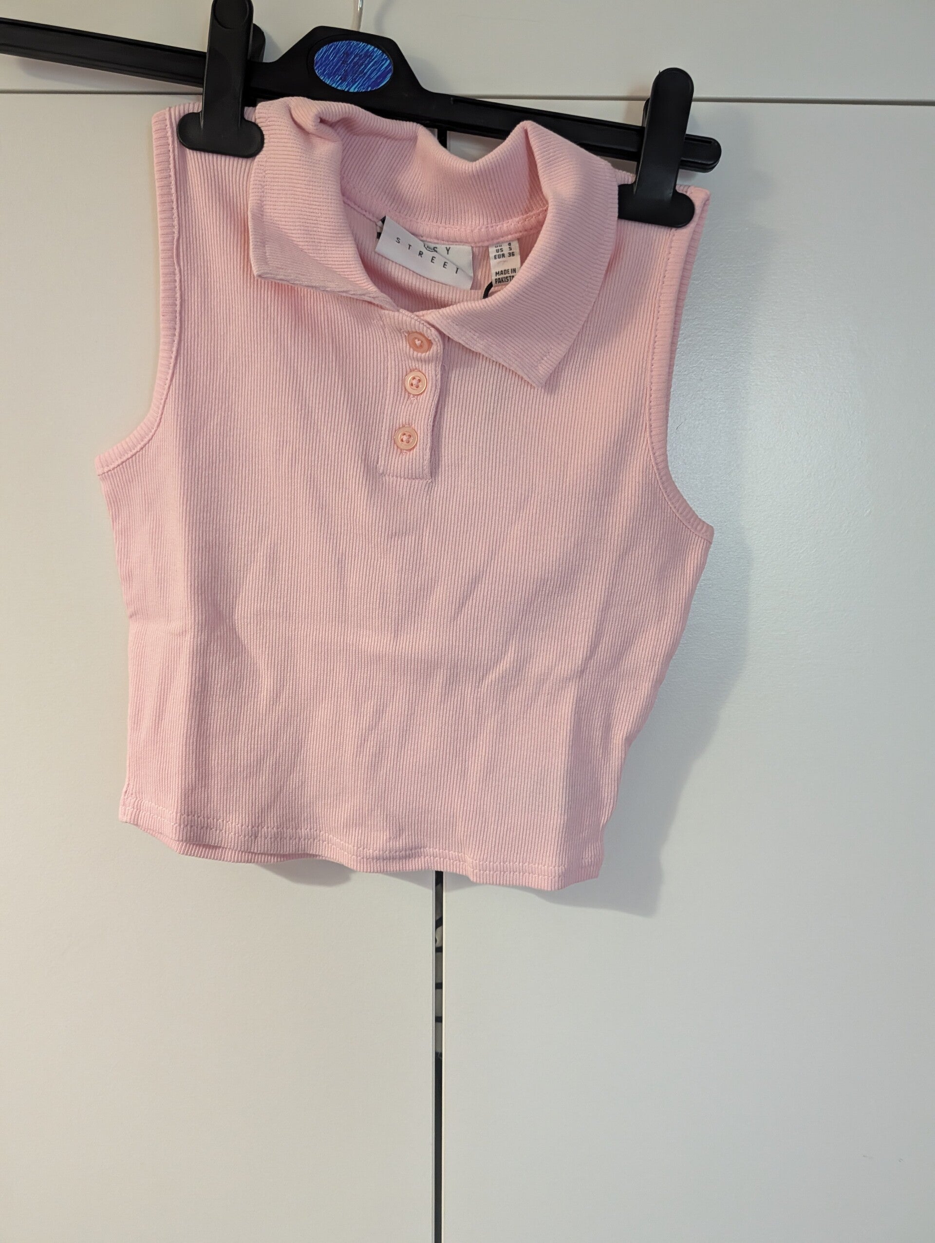 🌸 DAISY STREET PINK POLO CROP TOP – SIZE 8 🌸
