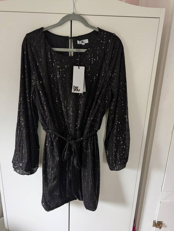 ✨ Be You Black Sequin Mini Dress – Size 18 ✨