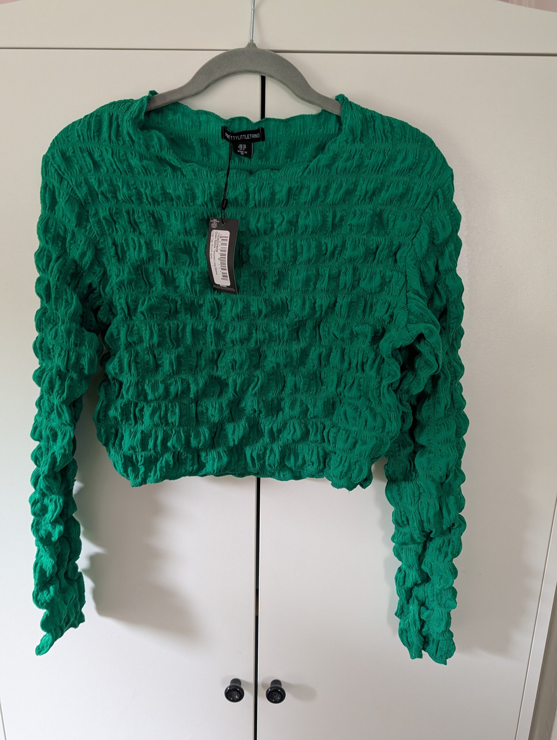 💚 PrettyLittleThing Green Textured Crop Top – Size 10 💚