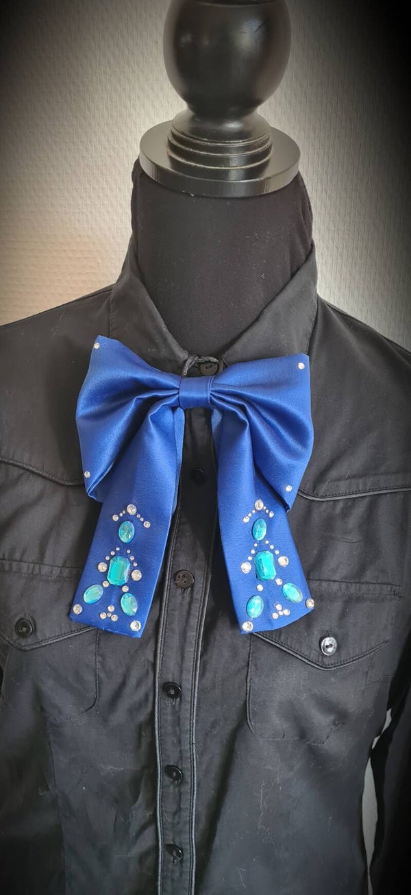 Cravate femme bleu
