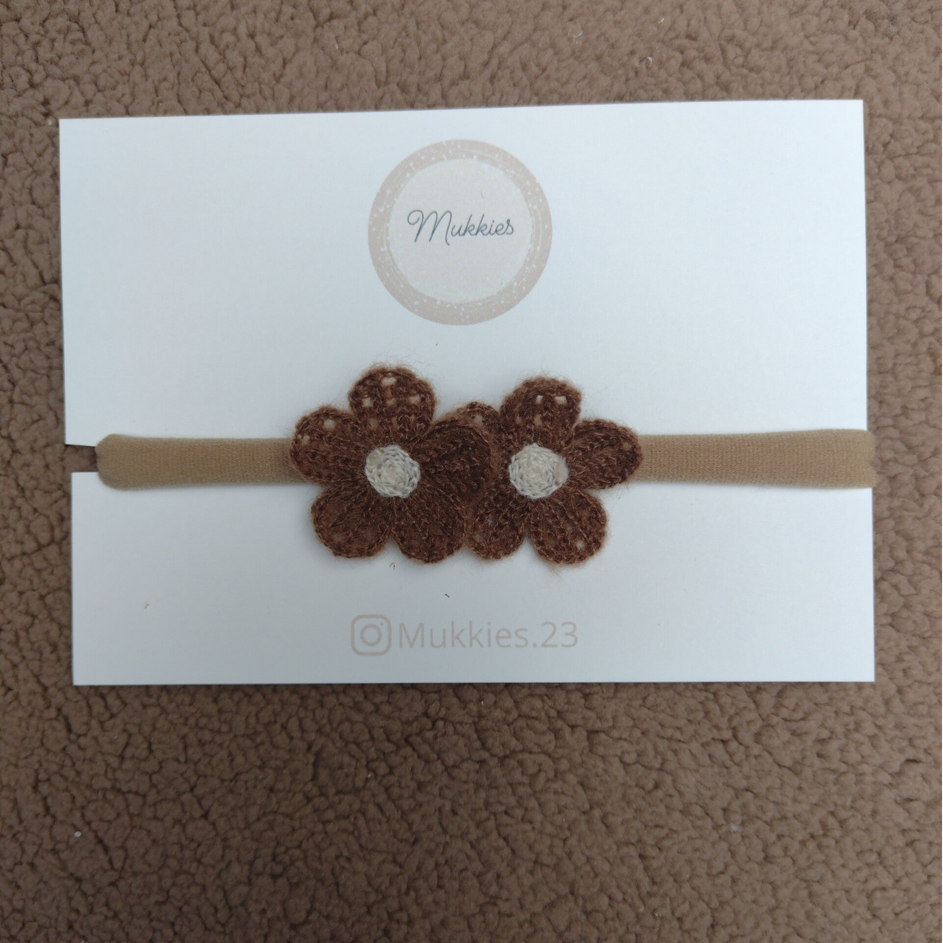 Haarbandje kasjmier bloem bruin