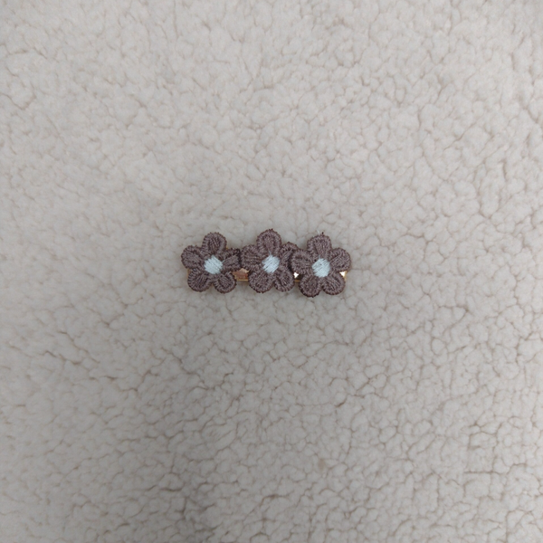 Alligator Clip Geborduurd Bloem Bruin