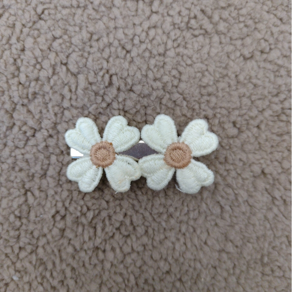 Alligator Clip Bloem Ivoor