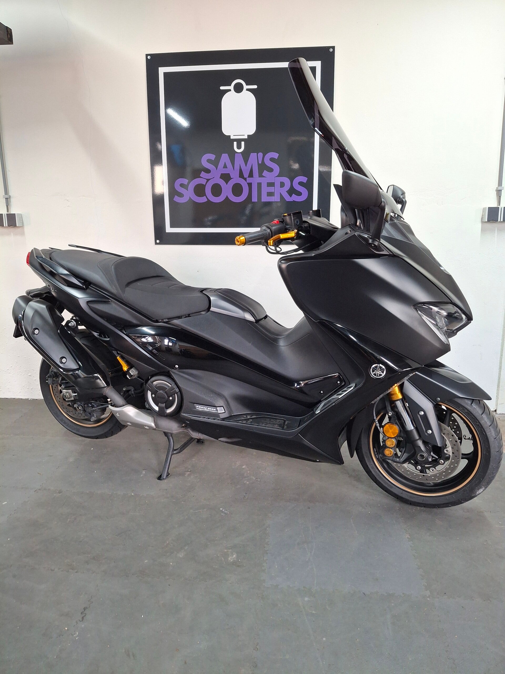 Yamaha T-max TECHMAX 560