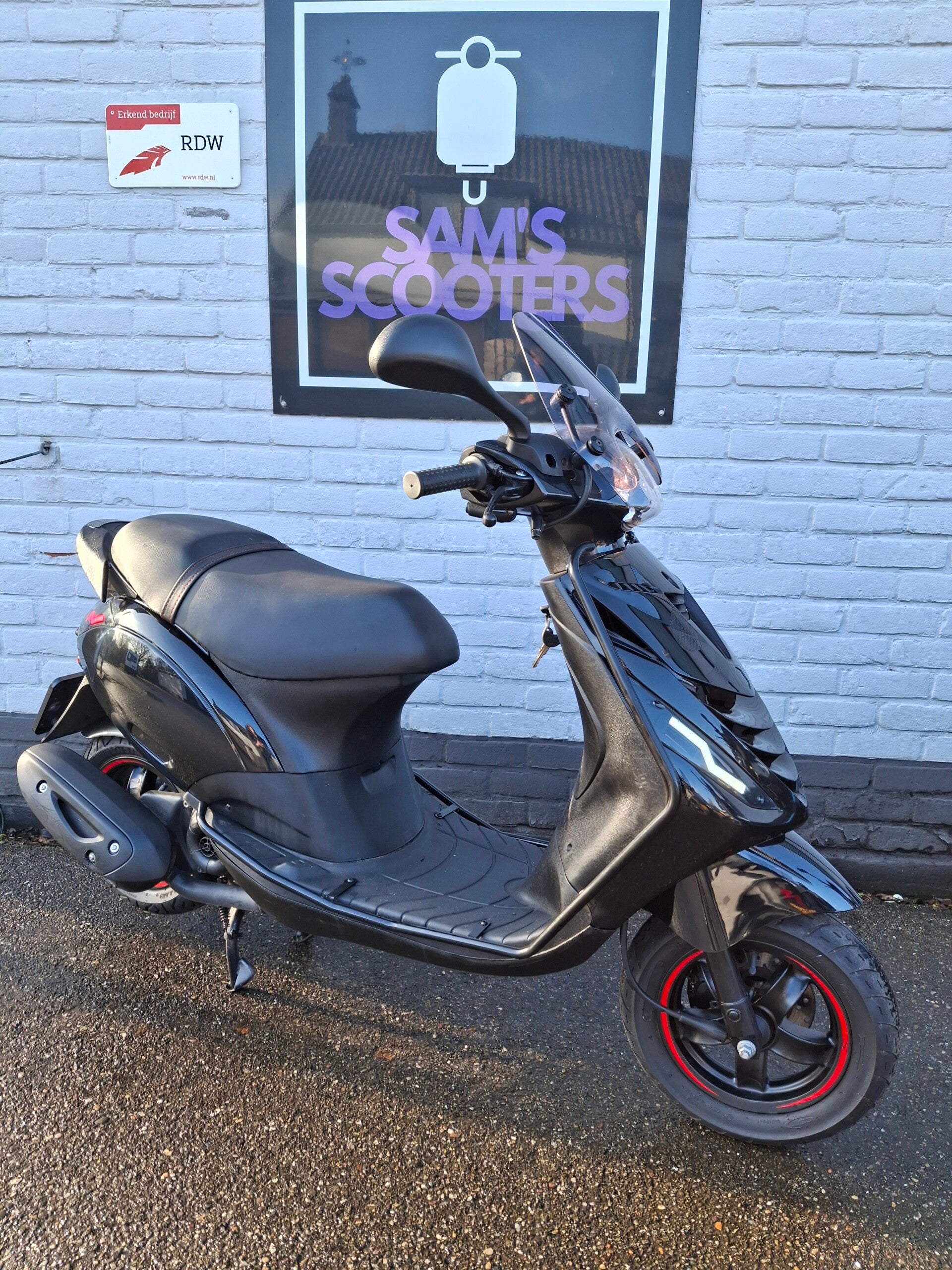 Piaggio Zip
