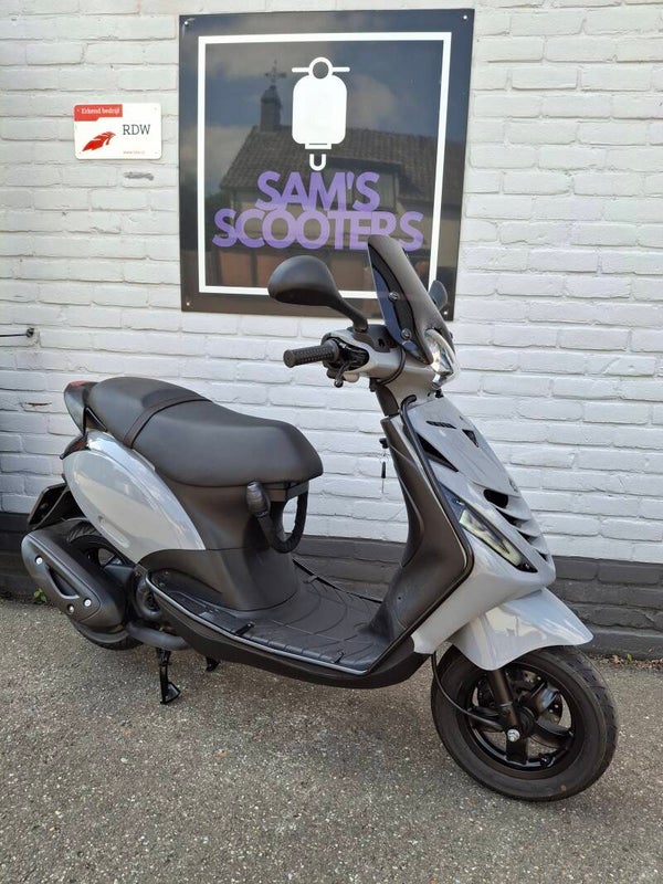 Piaggio Zip