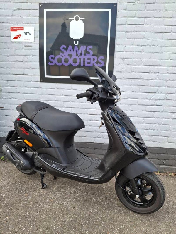 Piaggio Zip