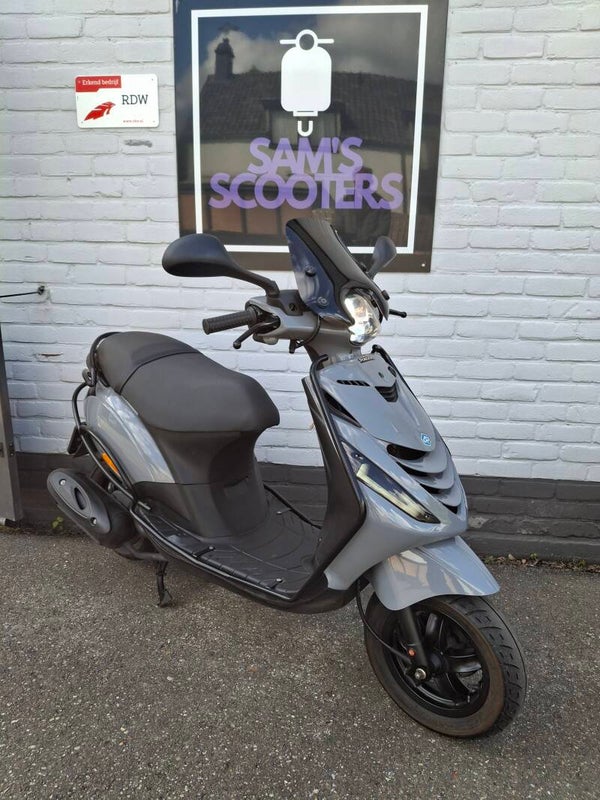 Piaggio Zip