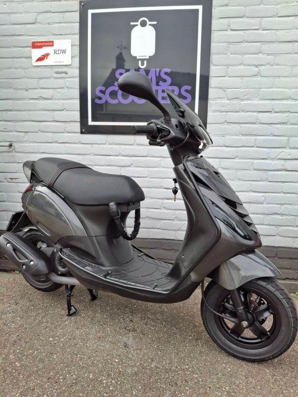 Piaggio Zip