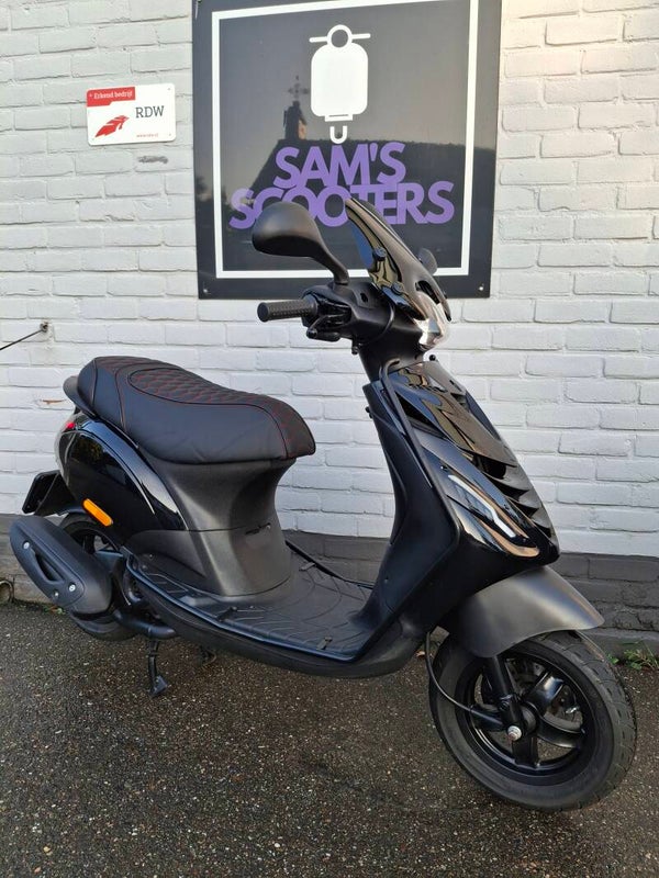 Piaggio Zip