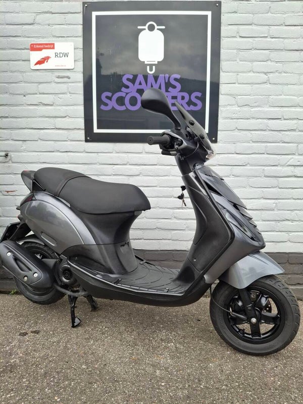 Piaggio Zip